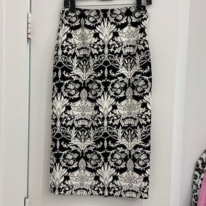 Black and Cream Floral Pencil Skirt Zara M